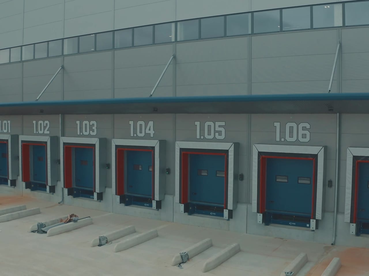 Quais de chargement d'une plateforme logistique